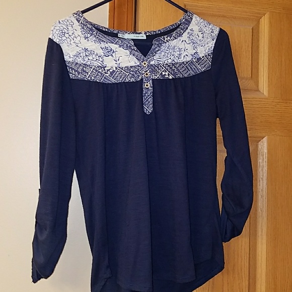 Quarter sleave shirt - Picture 1 of 1